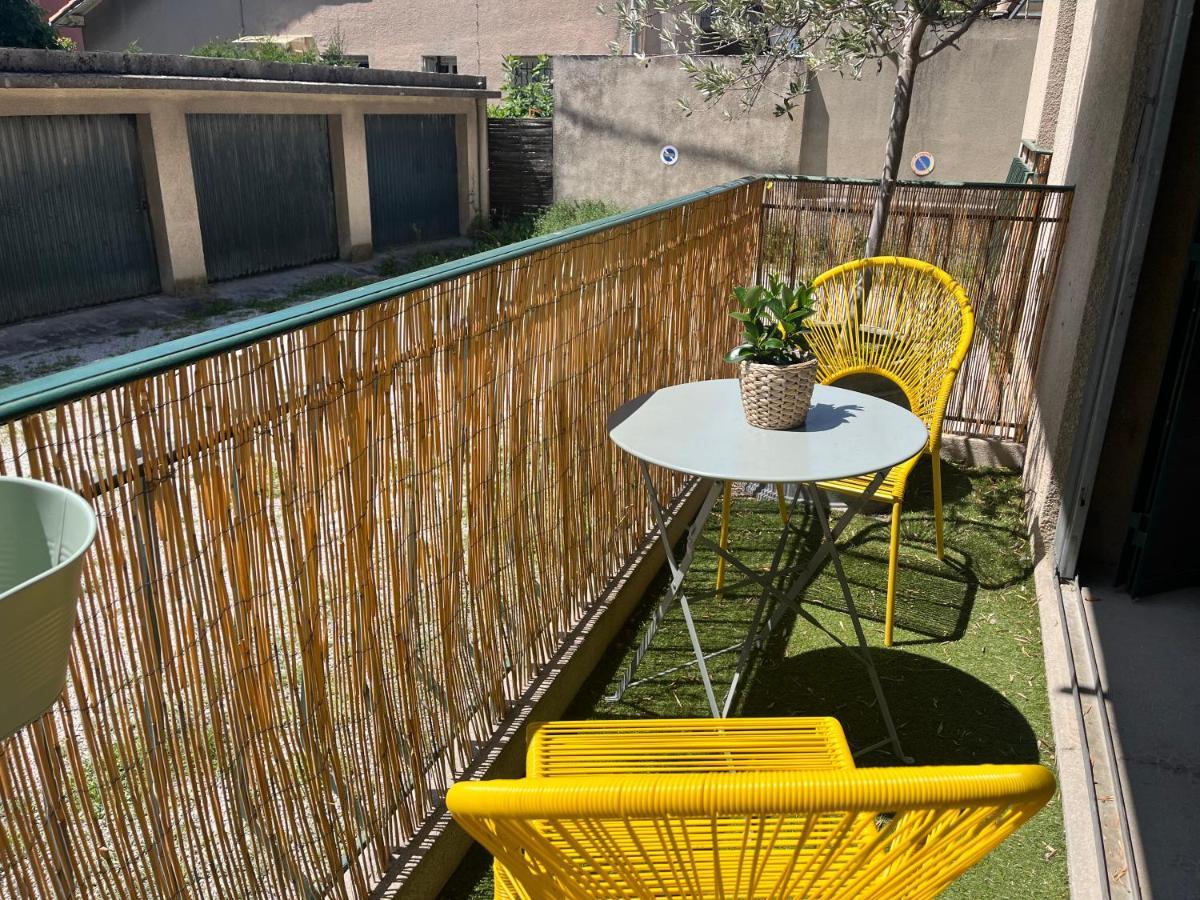 Bel Appartement Lumineux Et Calme A 10Min A Pied Du Centre Aix Avec Parking Et Air Conditionne Aix-en-Provence Kültér fotó